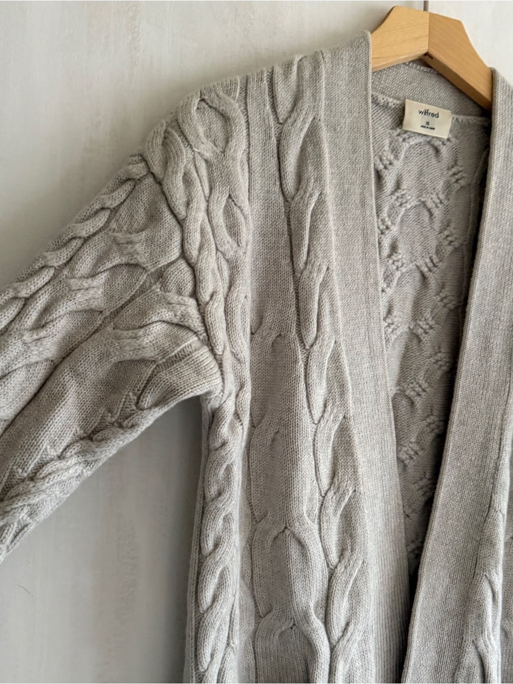 Aritzia Wilfred Light Grey Cable Knit Merino Wool Charliza Cardigan Women XS - Picture 7 of 16